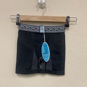 TURQ Anti-Chafing Boxer Briefs and Athletic Underwear for Boys - Size Small